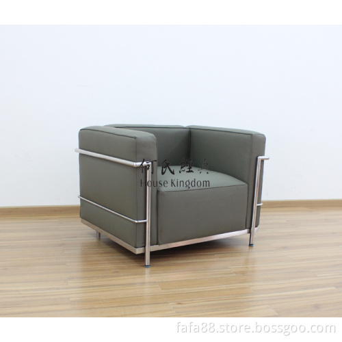 LC3 Club Chair (7017B-3)
